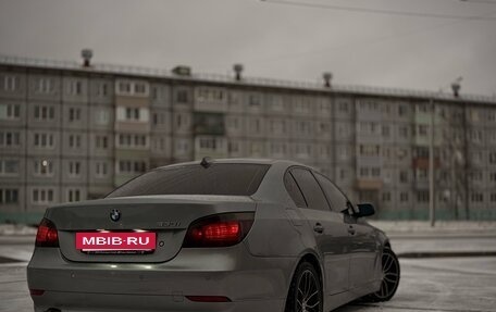 BMW 5 серия, 2003 год, 1 000 000 рублей, 4 фотография