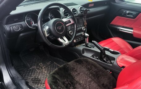 Ford Mustang VI рестайлинг, 2016 год, 1 800 000 рублей, 7 фотография