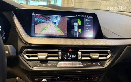 BMW 1 серия, 2022 год, 2 235 000 рублей, 7 фотография