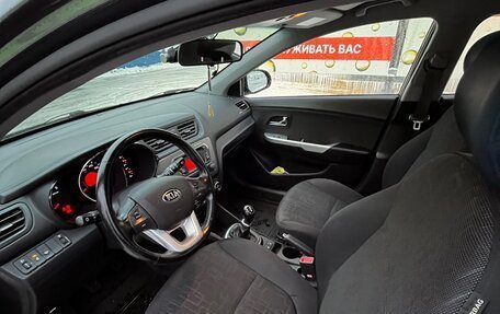 KIA Rio III рестайлинг, 2013 год, 800 000 рублей, 17 фотография