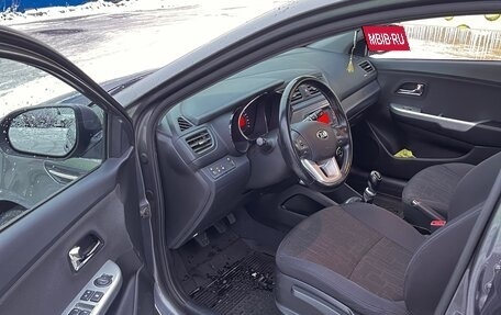 KIA Rio III рестайлинг, 2013 год, 800 000 рублей, 15 фотография