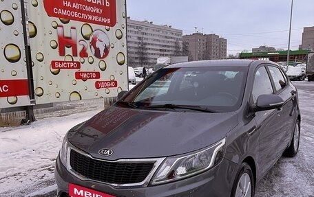 KIA Rio III рестайлинг, 2013 год, 800 000 рублей, 14 фотография
