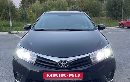 Toyota Corolla, 2014 год, 990 000 рублей, 2 фотография