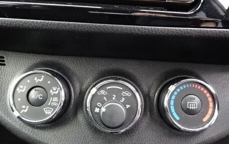 Toyota Vitz, 2019 год, 770 000 рублей, 17 фотография