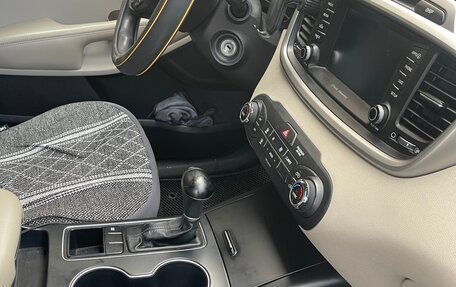 KIA Sorento III Prime рестайлинг, 2016 год, 2 120 000 рублей, 10 фотография