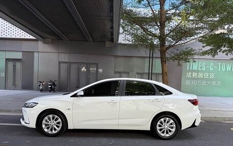 Chevrolet Monza, 2022 год, 1 350 000 рублей, 4 фотография