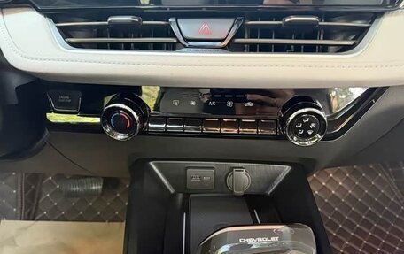 Chevrolet Monza, 2022 год, 1 350 000 рублей, 20 фотография
