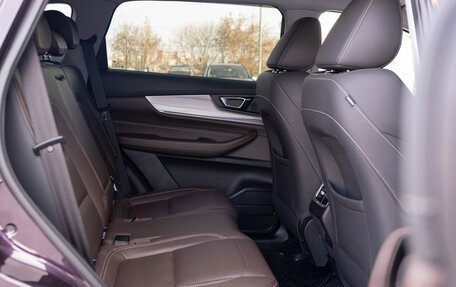 Chery Tiggo 8 Pro, 2022 год, 2 360 000 рублей, 23 фотография