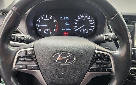 Hyundai Solaris II рестайлинг, 2018 год, 1 300 000 рублей, 7 фотография