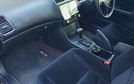 Honda Accord VII рестайлинг, 2002 год, 700 000 рублей, 4 фотография