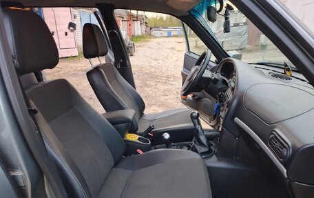 Chevrolet Niva I рестайлинг, 2011 год, 500 000 рублей, 6 фотография