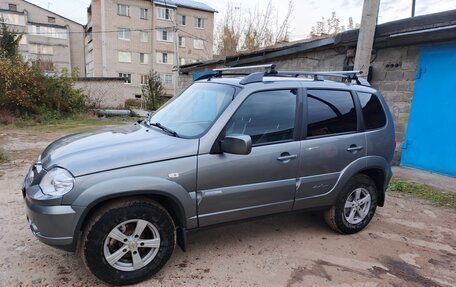 Chevrolet Niva I рестайлинг, 2011 год, 500 000 рублей, 5 фотография