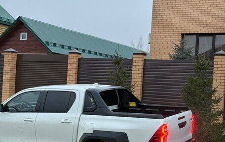 Toyota Hilux VIII, 2022 год, 5 250 000 рублей, 5 фотография