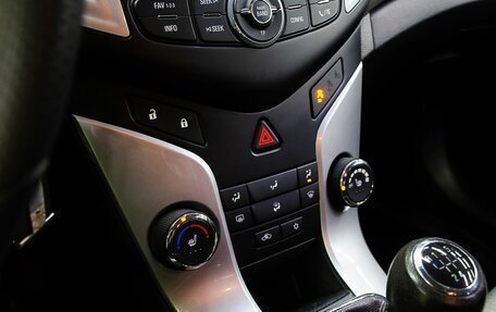 Chevrolet Cruze II, 2013 год, 950 000 рублей, 18 фотография