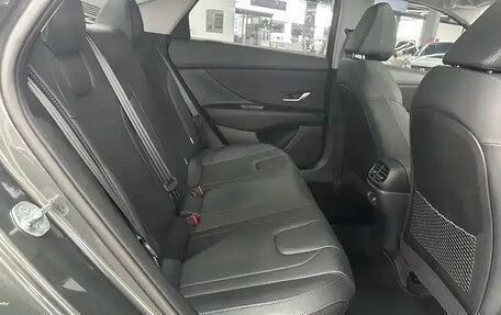 Hyundai Elantra, 2025 год, 1 920 500 рублей, 11 фотография