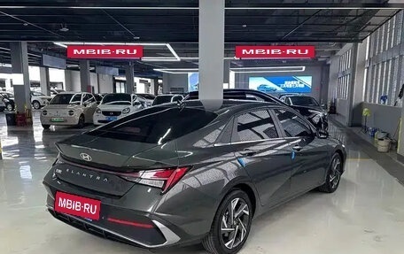 Hyundai Elantra, 2025 год, 1 920 500 рублей, 6 фотография