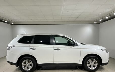 Mitsubishi Outlander III рестайлинг 3, 2014 год, 1 190 000 рублей, 4 фотография
