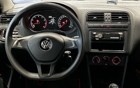 Volkswagen Polo VI (EU Market), 2018 год, 999 000 рублей, 11 фотография