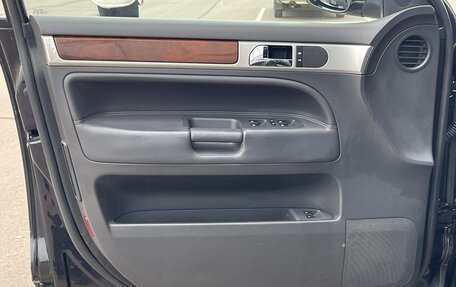 Volkswagen Touareg III, 2007 год, 1 000 000 рублей, 19 фотография