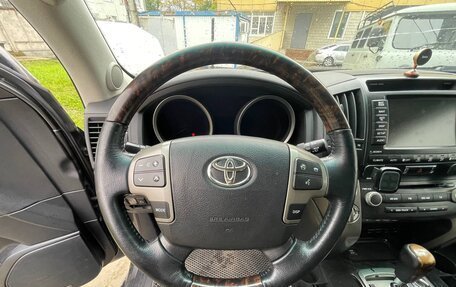 Toyota Land Cruiser 200, 2011 год, 1 850 000 рублей, 11 фотография