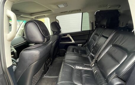 Toyota Land Cruiser 200, 2011 год, 1 850 000 рублей, 37 фотография