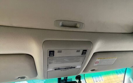 Toyota Land Cruiser 200, 2011 год, 1 850 000 рублей, 35 фотография