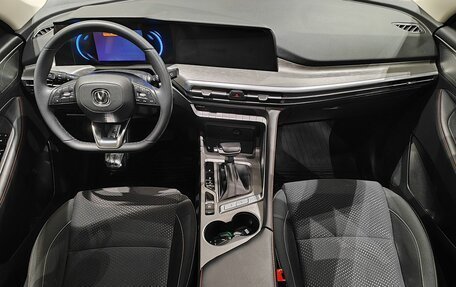 Changan CS35 Plus, 2024 год, 2 185 000 рублей, 10 фотография