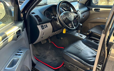 Mitsubishi Pajero Sport II рестайлинг, 2013 год, 1 538 000 рублей, 5 фотография