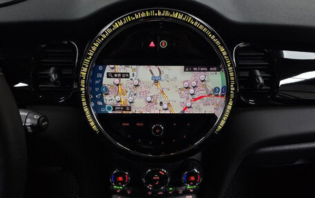 MINI Hatch, 2022 год, 2 380 800 рублей, 15 фотография