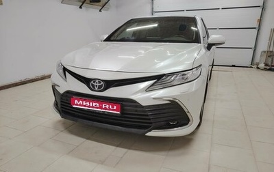 Toyota Camry, 2021 год, 3 200 000 рублей, 1 фотография