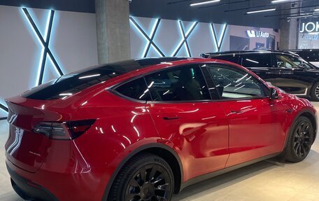 Tesla Model Y I, 2021 год, 4 330 000 рублей, 3 фотография