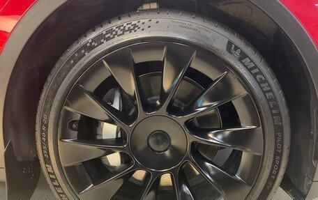 Tesla Model Y I, 2021 год, 4 330 000 рублей, 9 фотография