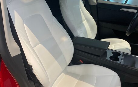 Tesla Model Y I, 2021 год, 4 330 000 рублей, 24 фотография