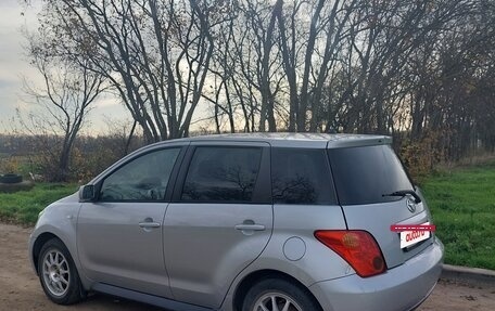 Toyota Ist II, 2004 год, 500 000 рублей, 3 фотография