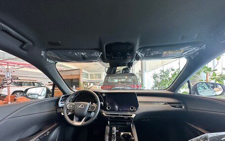 Lexus RX IV рестайлинг, 2024 год, 11 650 000 рублей, 12 фотография