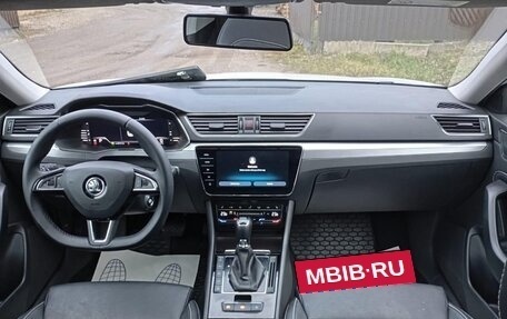 Skoda Superb III рестайлинг, 2024 год, 3 150 000 рублей, 9 фотография