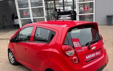 Chevrolet Spark III, 2013 год, 700 000 рублей, 6 фотография