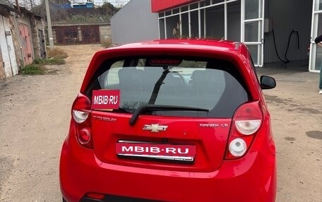 Chevrolet Spark III, 2013 год, 700 000 рублей, 4 фотография