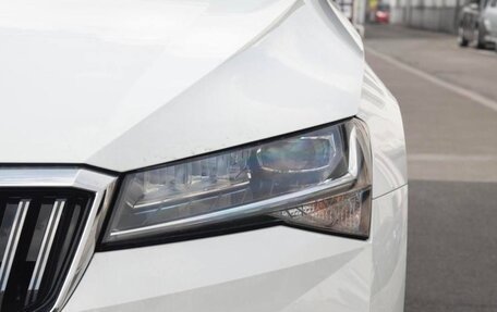 Skoda Superb III рестайлинг, 2025 год, 2 450 000 рублей, 3 фотография