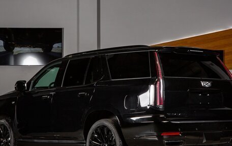Cadillac Escalade V, 2025 год, 22 298 000 рублей, 3 фотография