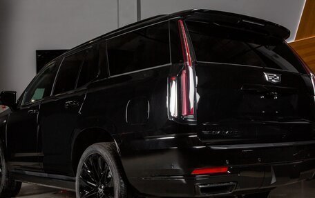 Cadillac Escalade V, 2025 год, 22 298 000 рублей, 4 фотография