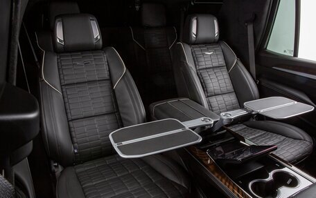 Cadillac Escalade V, 2025 год, 22 298 000 рублей, 15 фотография