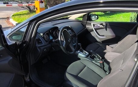 Opel Astra J, 2012 год, 6 фотография