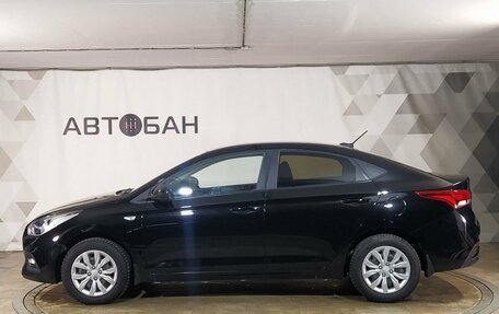 Hyundai Solaris II рестайлинг, 2017 год, 1 035 000 рублей, 4 фотография