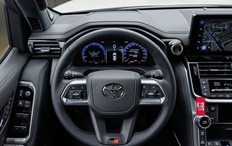 Toyota Land Cruiser, 2025 год, 16 000 000 рублей, 10 фотография