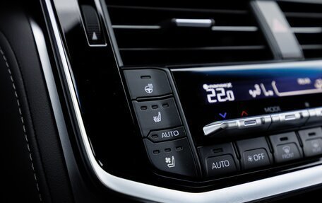 Toyota Land Cruiser, 2025 год, 16 000 000 рублей, 32 фотография