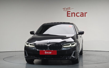 BMW 5 серия, 2022 год, 3 740 000 рублей, 3 фотография