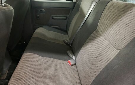 Nissan NP300, 2012 год, 850 000 рублей, 9 фотография