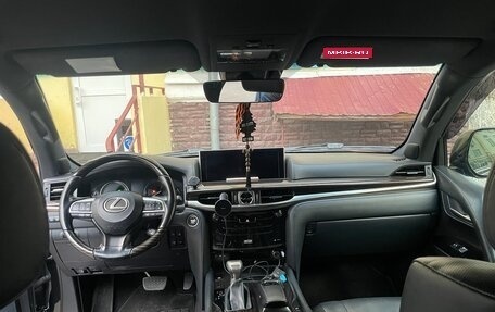 Lexus LX III, 2018 год, 5 990 000 рублей, 11 фотография