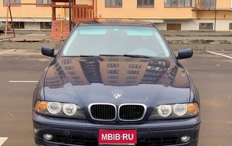 BMW 5 серия, 2002 год, 695 000 рублей, 1 фотография